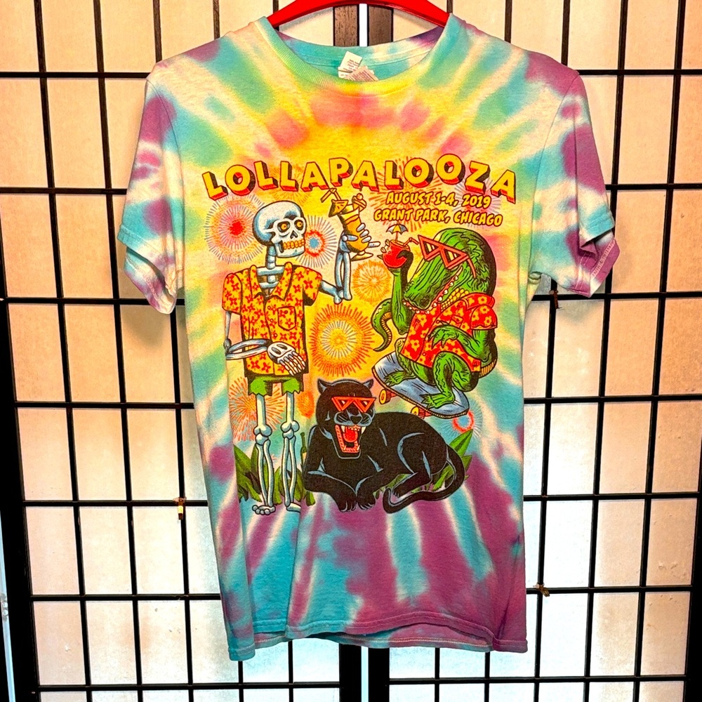 2019 Lollapalooza Chicago Concert T Shirt In Excellent Used Condition! EUC
